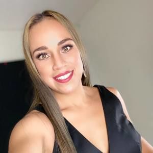 Meet your Posher, Mayra